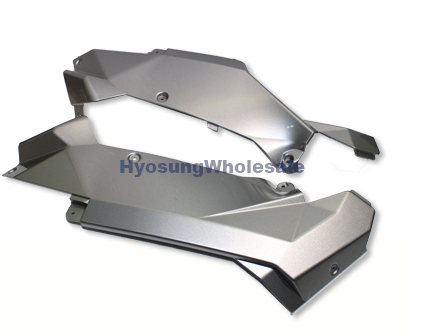 94421HC8100CST 94431HC8100CST Hyosung Fuel Tank Cover Silver Pair GD250N