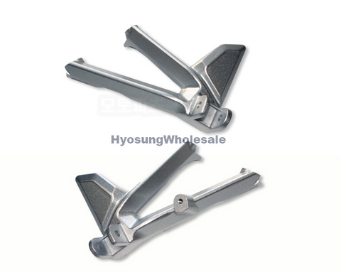 43621HC8100 43721HC8100 Hyosung Rear Footrest Brackets Pair GD250N GD250R